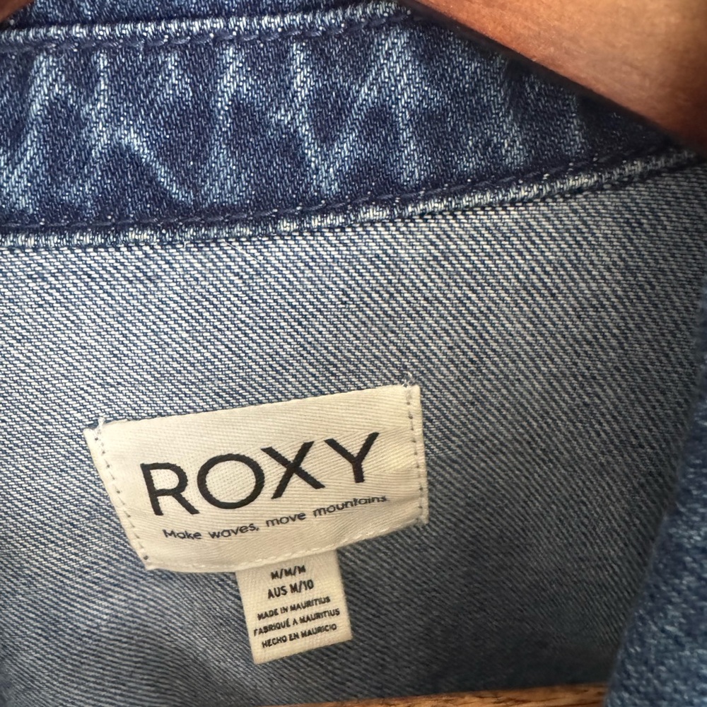 Roxy Blue Denim Jacket With Brown Patch - image 5